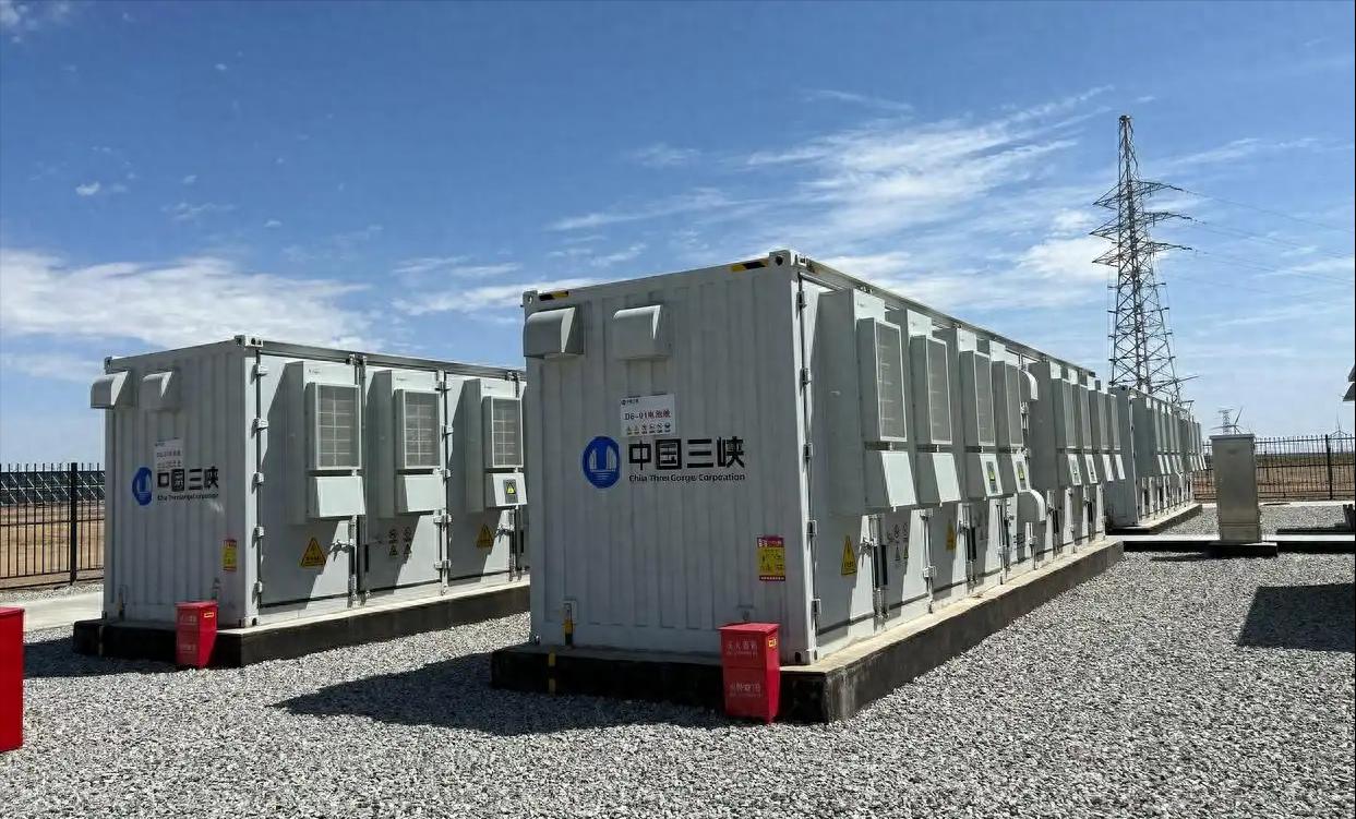 儲能集裝箱1.jpeg